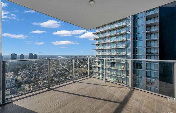 1906 7433 Cambie Street South Cambie