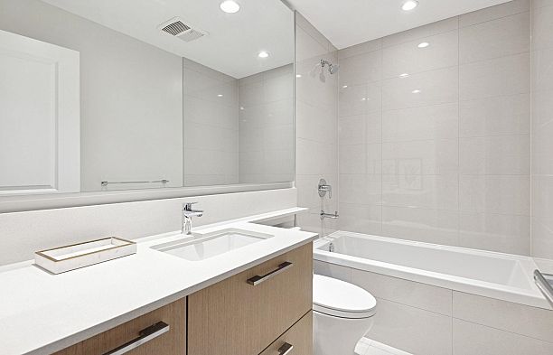 530 3563 Ross Drive University VW