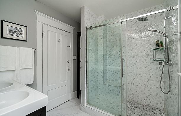 22 E 18th Avenue Main