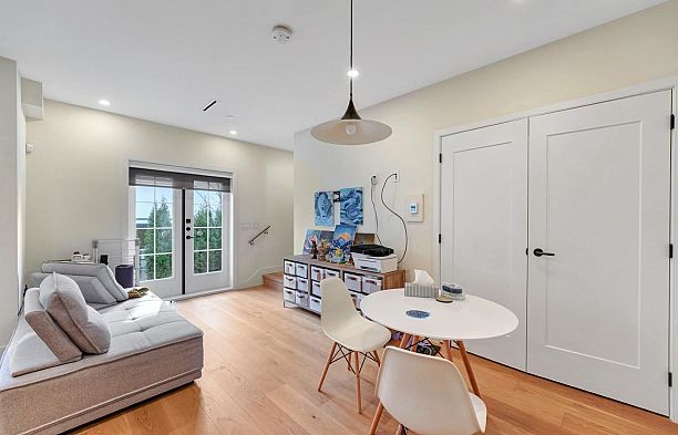 1232 W 26th Avenue Shaughnessy