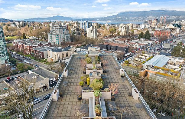 320 1445 Marpole Avenue Fairview VW