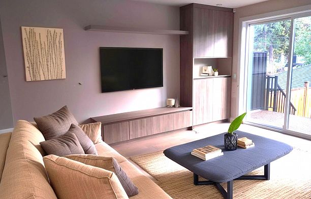 2 1706 W 68 Avenue S.W. Marine