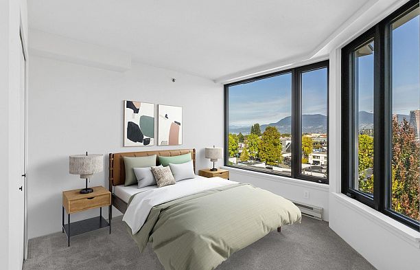 609 2201 Pine Street Fairview VW