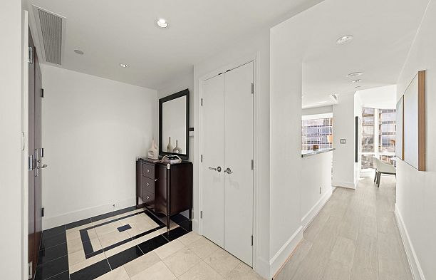 1503 323 Jervis Street Coal Harbour