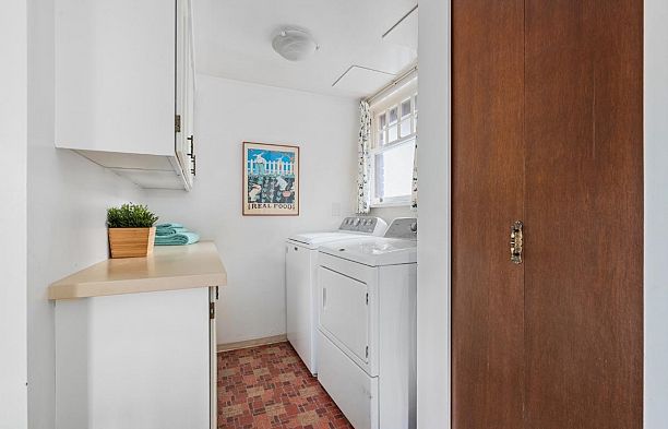 5584 Maple Street Shaughnessy