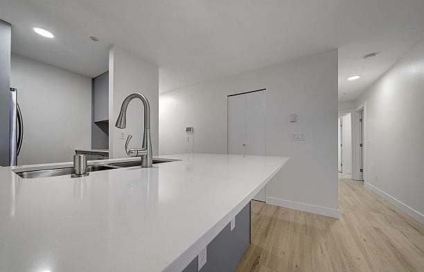 201 1011 W King Edward Avenue Shaughnessy