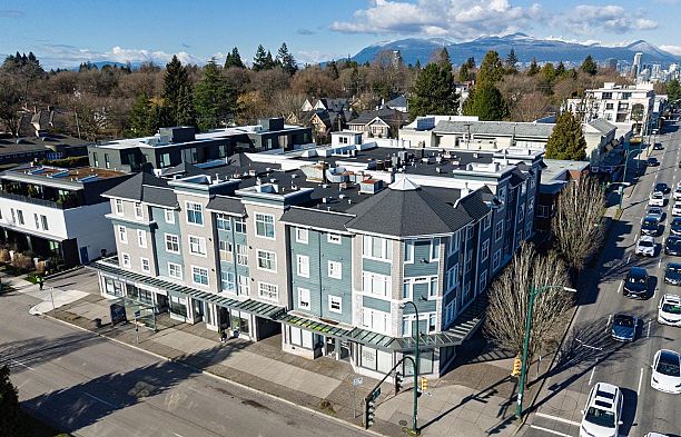 201 1011 W King Edward Avenue Shaughnessy