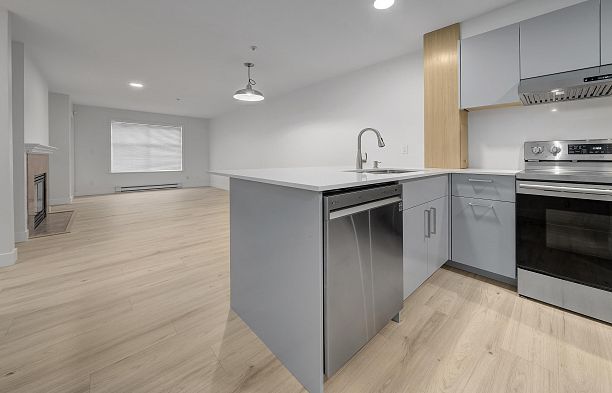 201 1011 W King Edward Avenue Shaughnessy