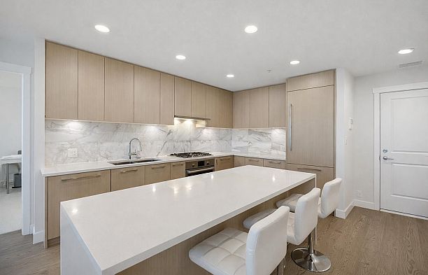 434 3563 Ross Drive University VW