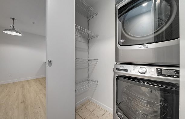 201 1011 W King Edward Avenue Shaughnessy