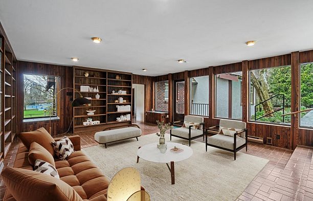 5584 Maple Street Shaughnessy