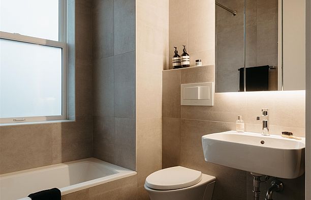 5 6 W 17th Avenue Cambie