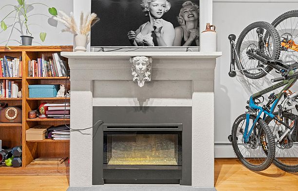 209 1720 W 12th Avenue Fairview VW