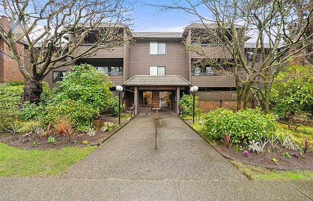 209 1720 W 12th Avenue Fairview VW