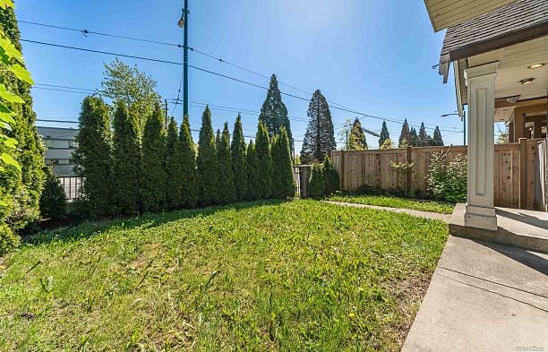 7531 Oak Street South Granville