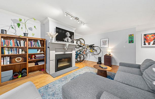 209 1720 W 12th Avenue Fairview VW