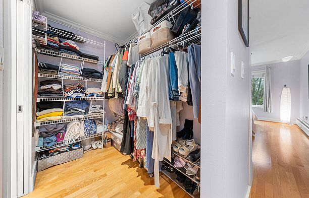 209 1720 W 12th Avenue Fairview VW