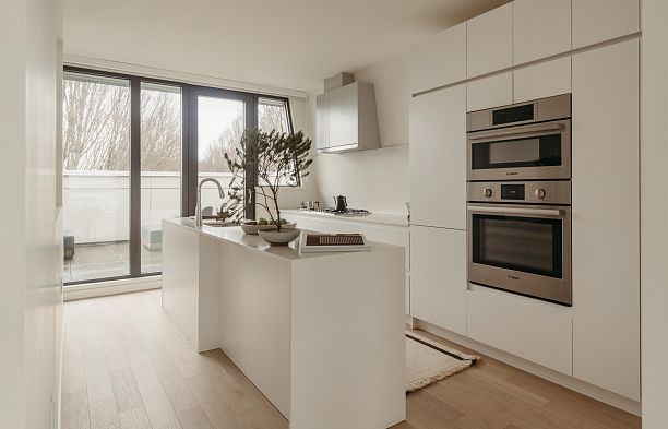 5 6 W 17th Avenue Cambie