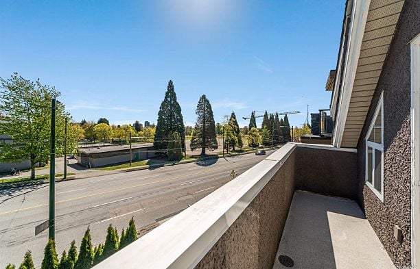 7531 Oak Street South Granville