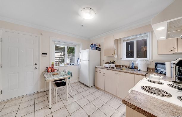 7531 Oak Street South Granville