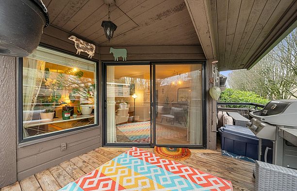 209 1720 W 12th Avenue Fairview VW