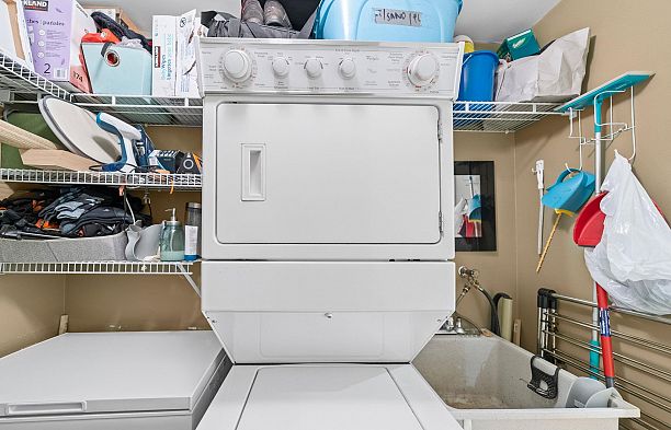 209 1720 W 12th Avenue Fairview VW