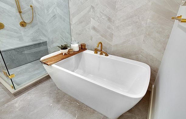 2159 Mcmullen Avenue Quilchena