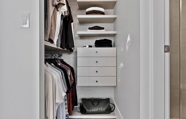 713 1887 Crowe Street False Creek