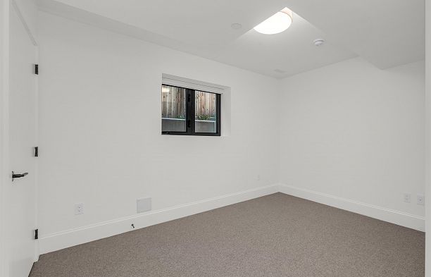 1 4088 Maple Crescent Quilchena