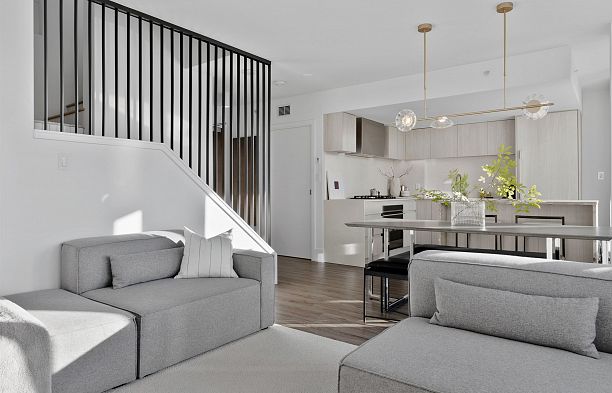 713 1887 Crowe Street False Creek