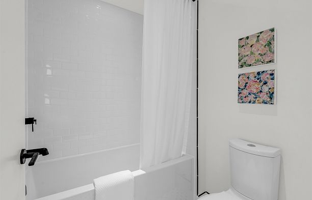 4090 Maple Crescent Quilchena