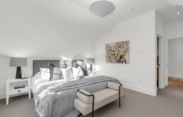 1 4088 Maple Crescent Quilchena