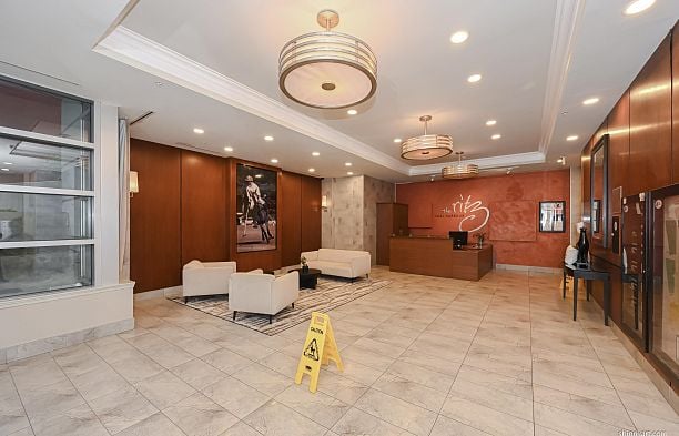 303 1211 MELVILLE STREET, Vancouver BC V6E 0A7 Coal Harbour