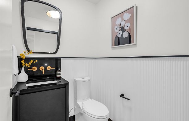 1 4088 Maple Crescent Quilchena