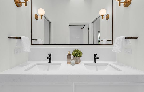 4090 Maple Crescent Quilchena