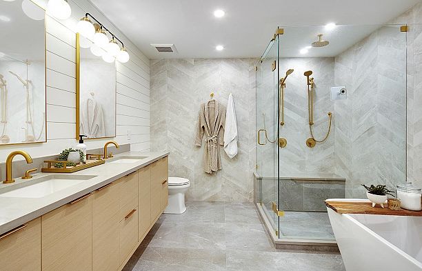 2159 Mcmullen Avenue Quilchena