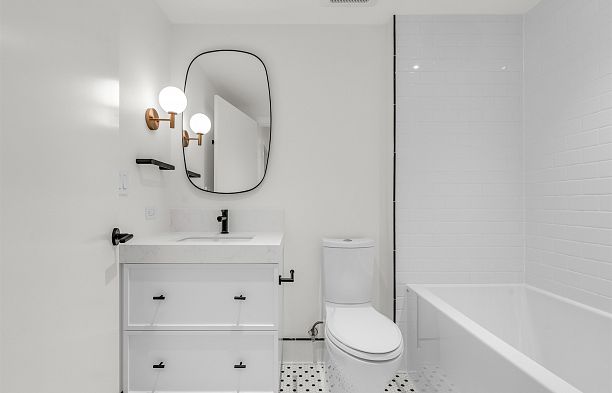 1 4088 Maple Crescent Quilchena