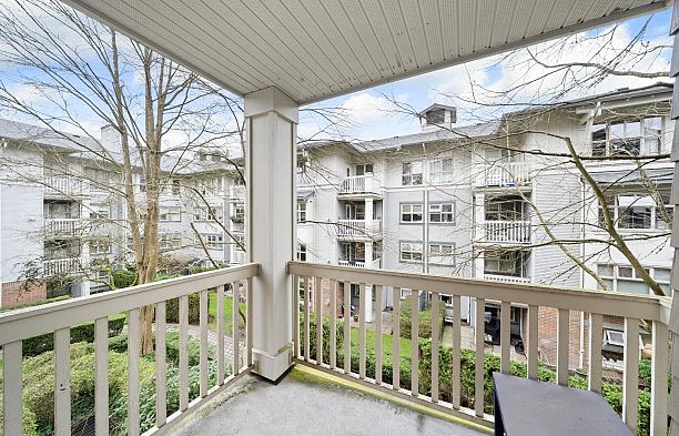 218 2083 W 33 Road Quilchena