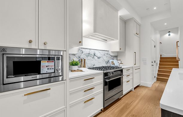 4090 Maple Crescent Quilchena