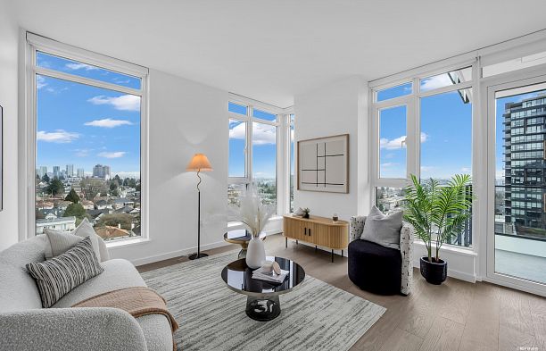 805 8415 Granville Street S.W. Marine