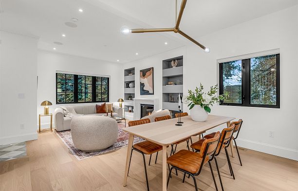 1 4088 Maple Crescent Quilchena