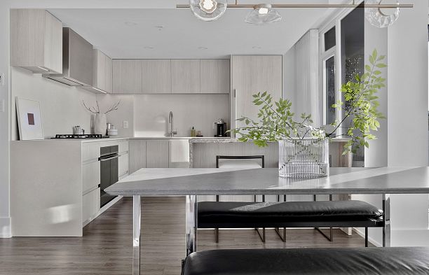 713 1887 Crowe Street False Creek