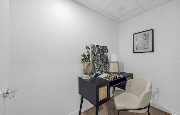 402 8415 Granville Street S.W. Marine