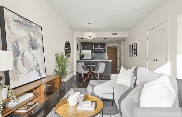 608 38 W 1st Avenue False Creek