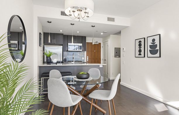 608 38 W 1st Avenue False Creek