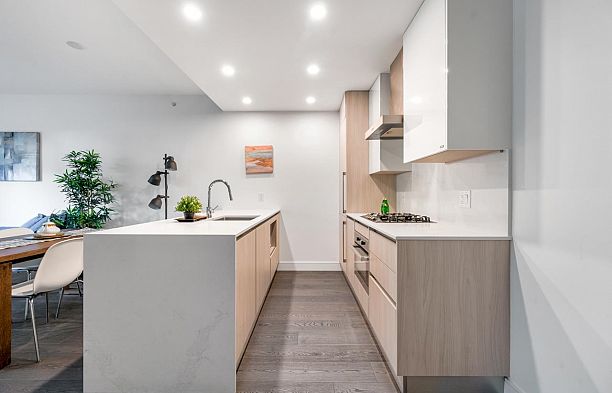 103 477 W 59th Avenue South Cambie