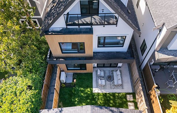 #2 1079 E 14th Avenue Mount Pleasant VE