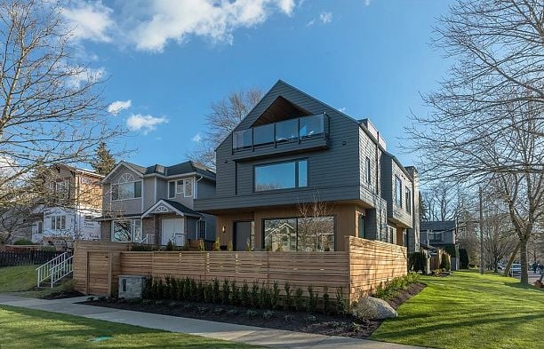 396 W 21 Avenue Cambie