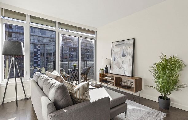 608 38 W 1st Avenue False Creek