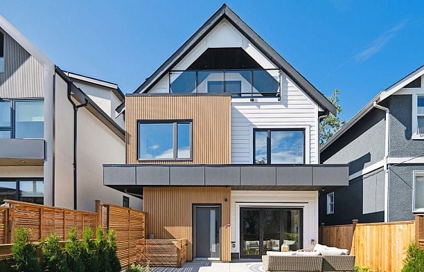 #1 1079 E 14th Avenue Mount Pleasant VE